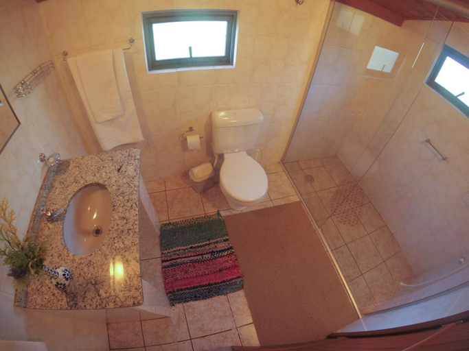 Bathroom 4, Estalagem Tronador, Camanducaia