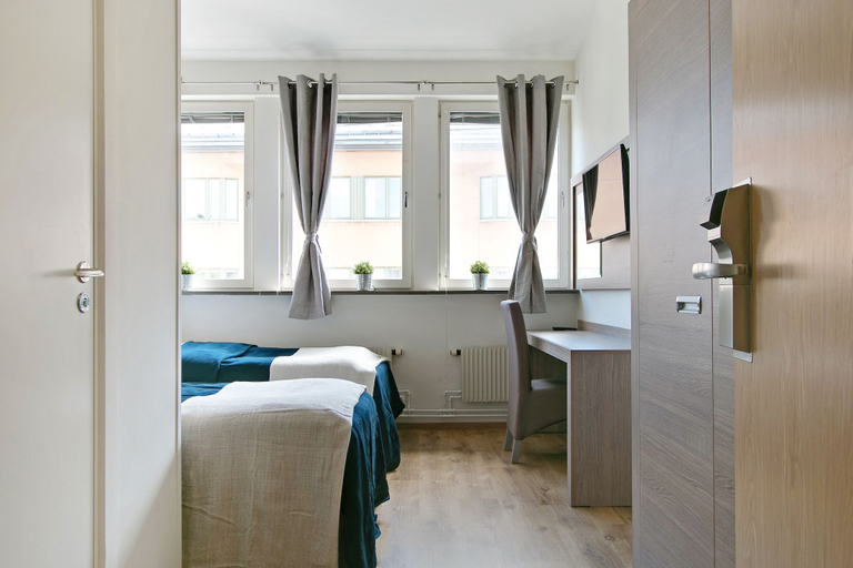 Others 4, Hotell Kringelstaden, Södertälje