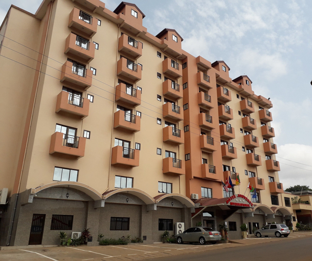 Exterior & Views 2, Hotel Jouvence International, Mfoundi