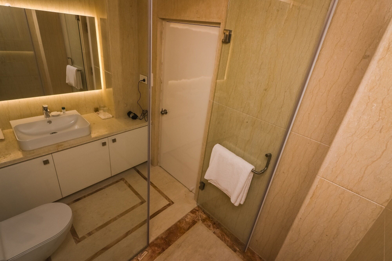 Bathroom 3, Hotel Silverspring, South Andaman