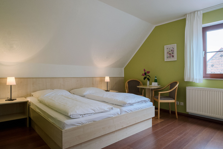 Bedroom 3, Hotel & Restaurant Lindengarten, Dahme-Spreewald