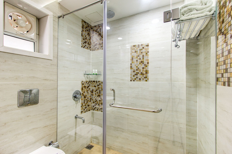 Bathroom 4, Treebo Daksh Residency, Indore