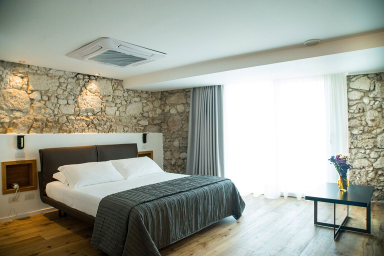 Bedroom 4, Re Dionisio Luxury Suites, Syracuse