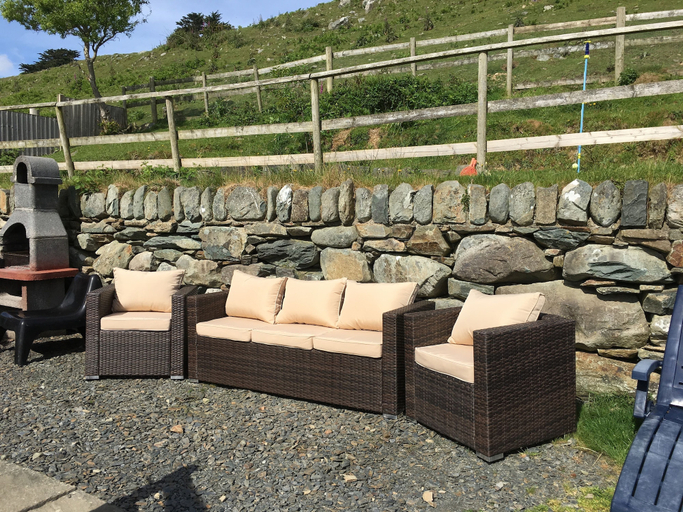 Others 5, Penty Mochyn, Gwynedd