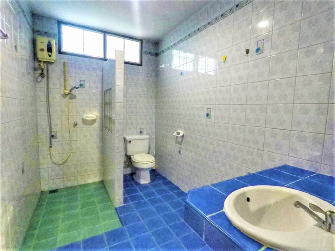 Bathroom 4, Busaba House, Pattaya