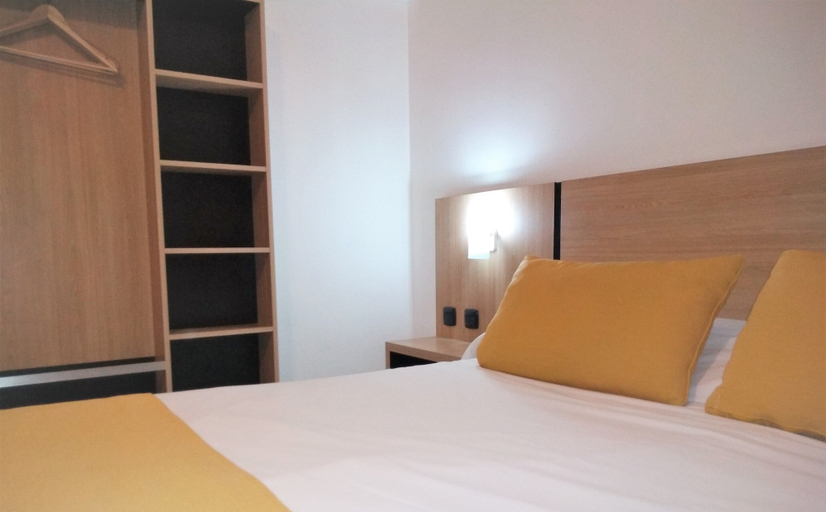 Bedroom 2, Apartamentos Mendoza, Capital