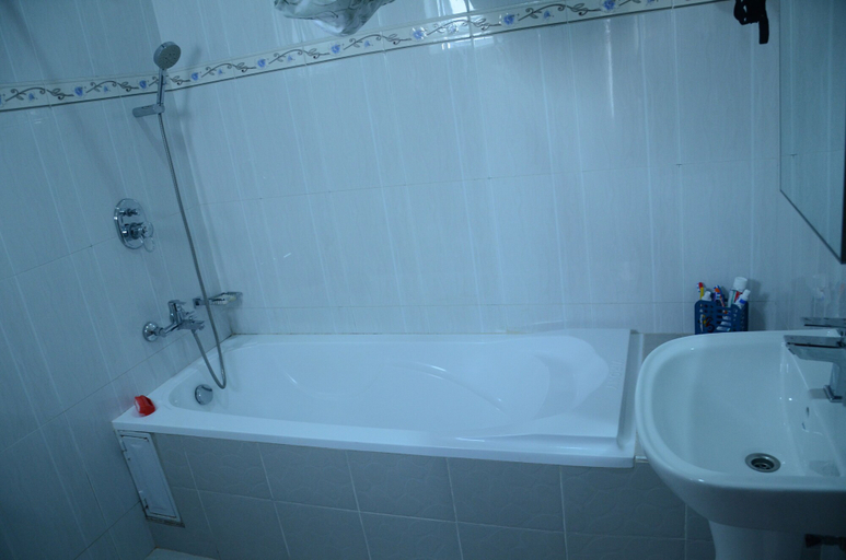 Bathroom 4, Muyenga Vacation Home, Kampala