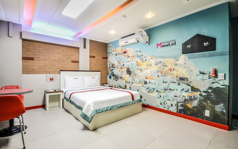 Bedroom 1, Sacheon M, Sacheon