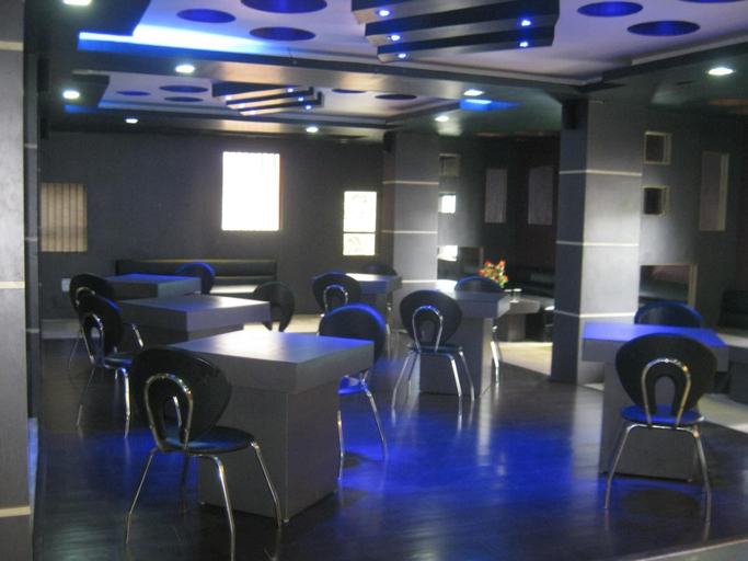 Food & Drinks 5, Green Valley Hotel, Kamrup Metropolitan