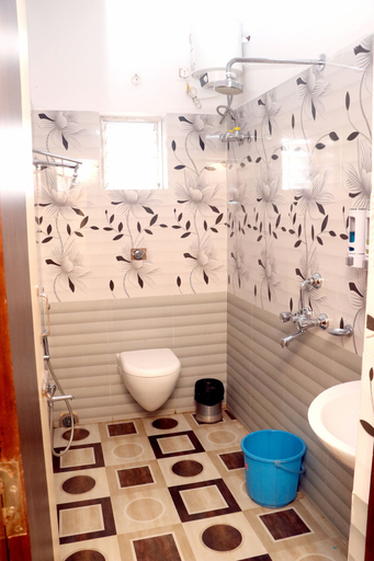 Bathroom, Four Square Holidayz, Purba Medinipur
