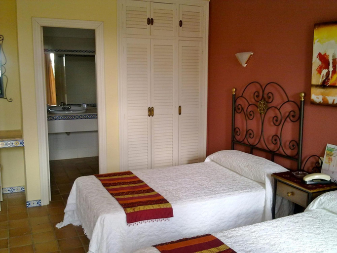 Bedroom 5, Hotel La Peña, Cádiz