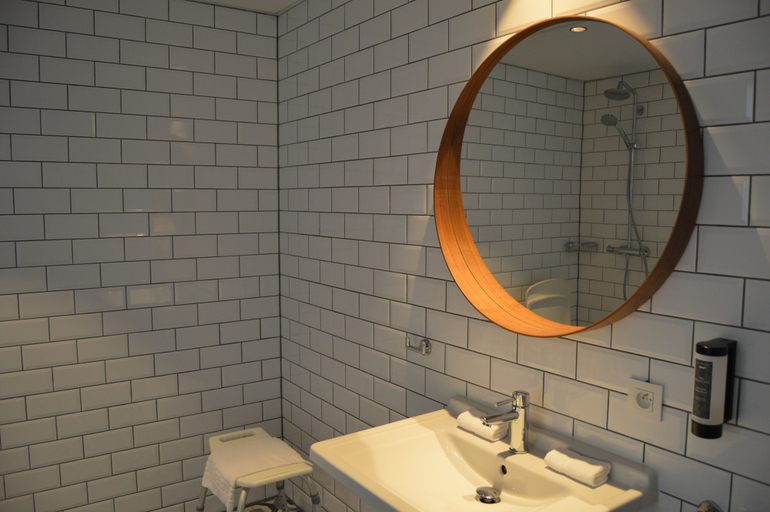 Bathroom 3, PREMIER SUITES PLUS Antwerp, Antwerpen