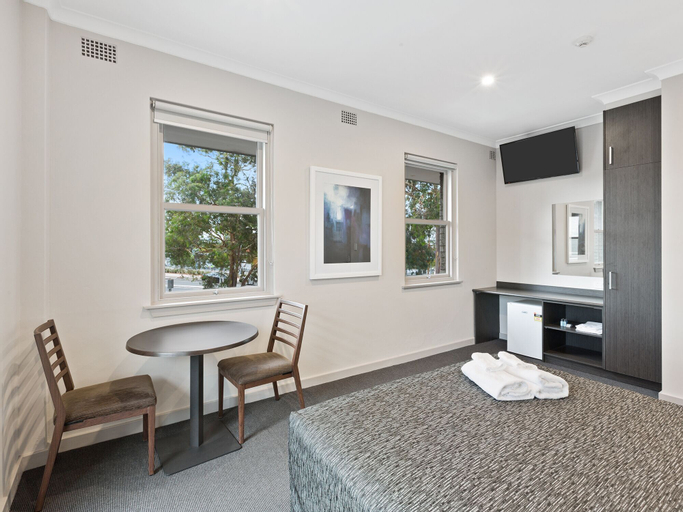 Bedroom 3, Padstow Park Hotel, Bankstown - South