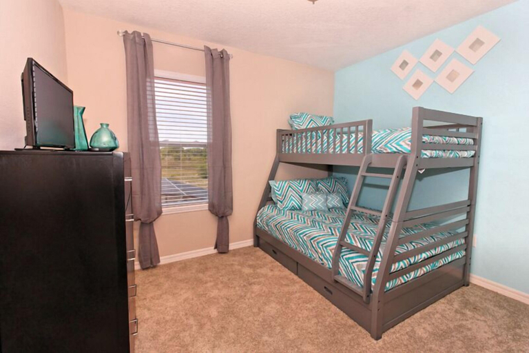 Others 5, Townhome with Pool at Solterra, Polk