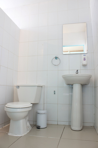 Bathroom 4, Hostal Providencia - Hostel, Santiago