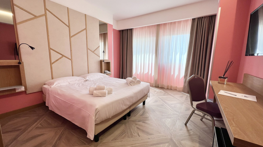 Bedroom 2, Catania Sea Palace Hotel, Catania