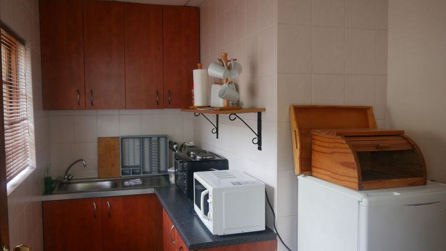 Others 5, Margaret's Place, City of Johannesburg
