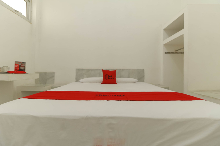 Bedroom 5, RedDoorz @ Lemabang, Palembang