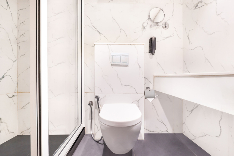 Bathroom 4, Keys Select by Lemon Tree Hotels, Gandhi Ashram, Ahmedabad, Ahmadabad