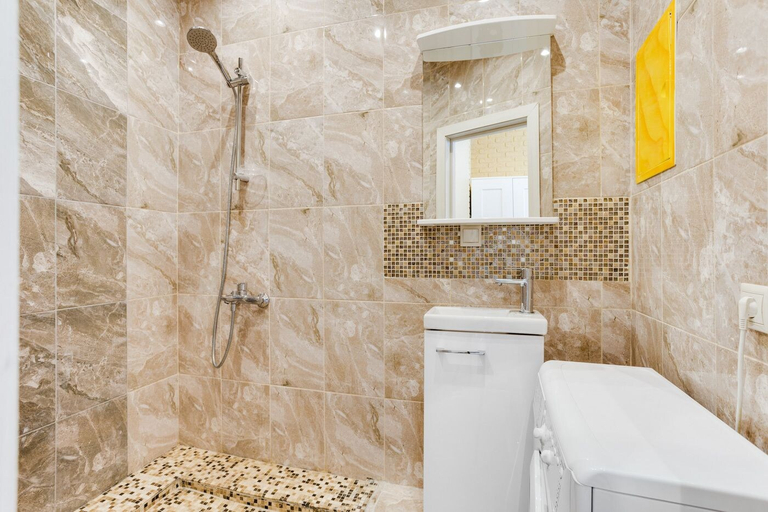 Bathroom 3, RedTownAparts, Krasnogorskiy rayon