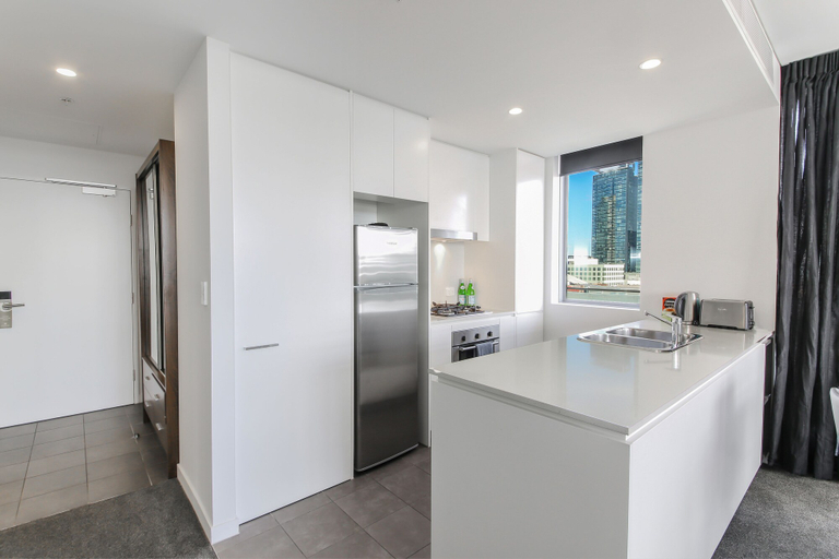 Others 5, 2 Bedroom Modern Apartment in Chatswood, Sydney