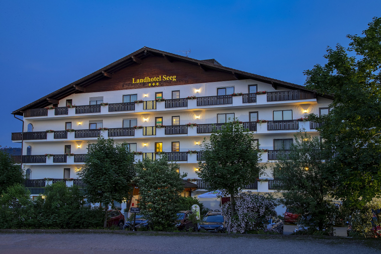 Exterior & Views 1, Landhotel Seeg, Ostallgäu