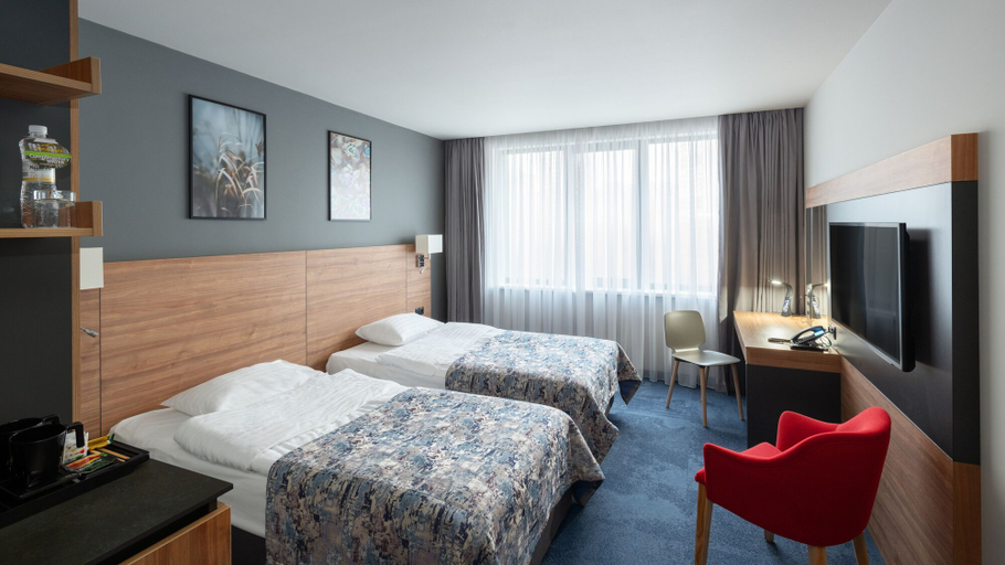 Bedroom 3, Favor Park Hotel, Holosiïvs'kyi