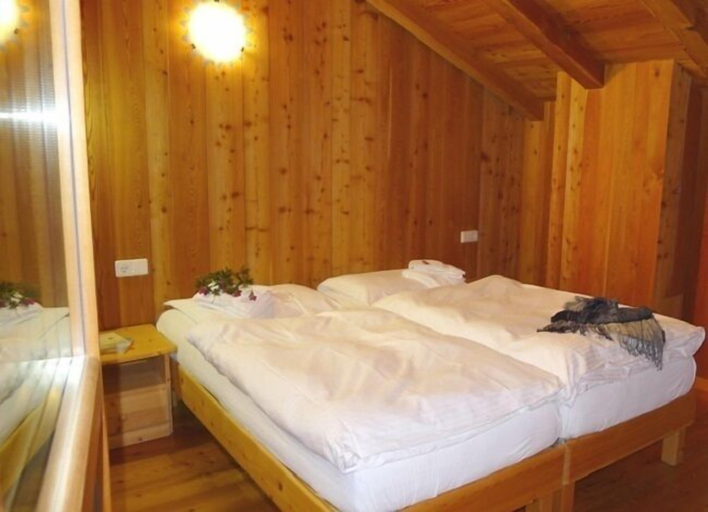 Bedroom 2, Mas de la Bolp, Trento
