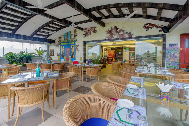 Food & Drinks 5, Treebo Daksh Residency, Indore