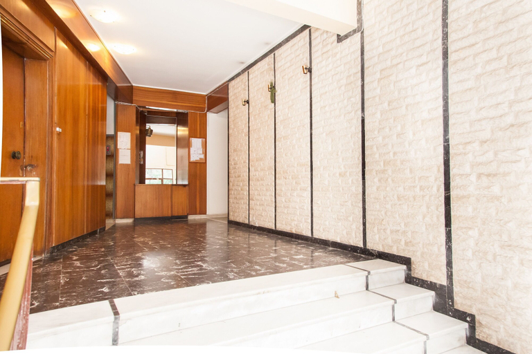 Others 4, Fully Renovated Modern Beauty in Athens, Attica