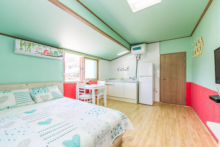 Bedroom 3, Namhae Gagopa Pension, Namhae