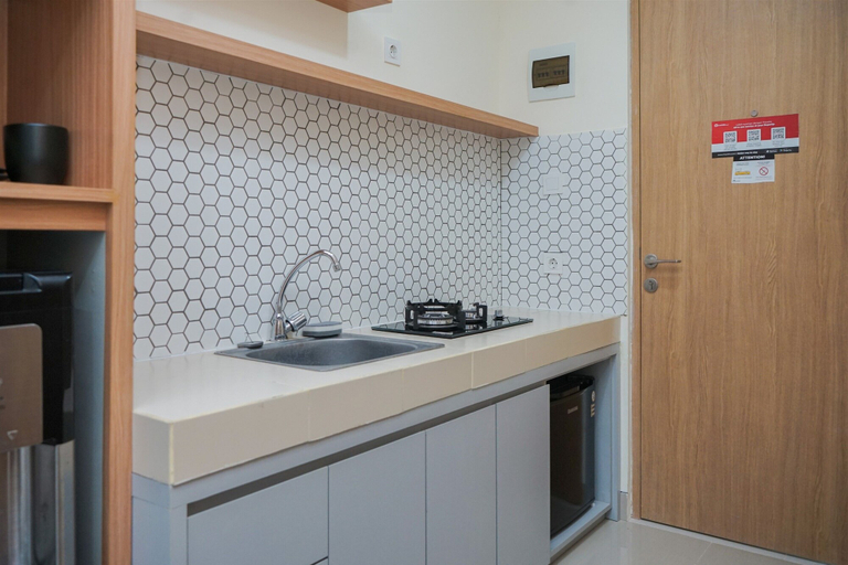Others 5, Fully Furnished And Cozy Studio Apartment At B Residence, Tangerang Selatan