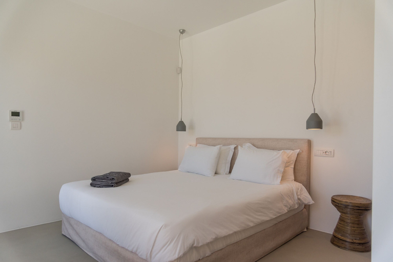 Bedroom 3, Amarelo Suites, South Aegean