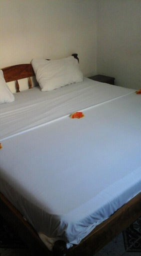 Bedroom, lilis Apartments, Banjul