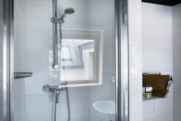 Bathroom 4, Hotel Paris La Fayette, Paris