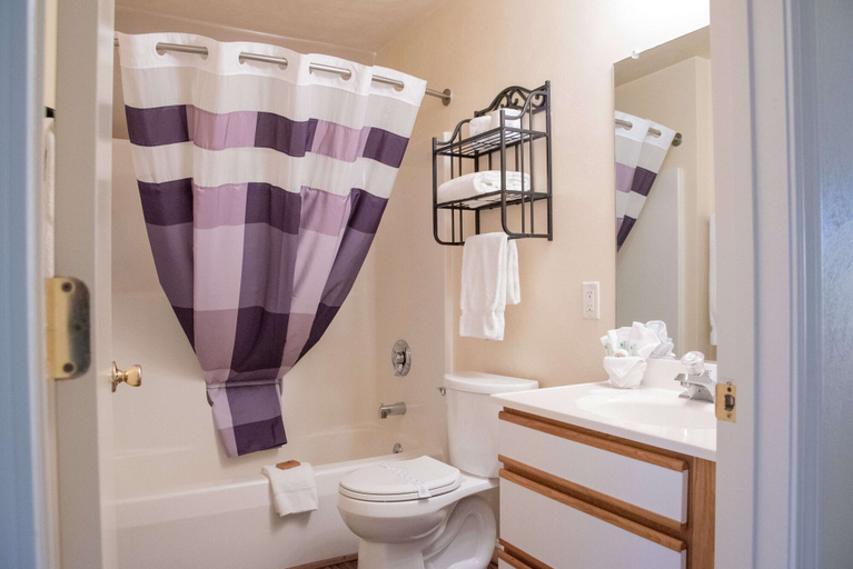 Bathroom 3, Affordable Suites Concord, Cabarrus
