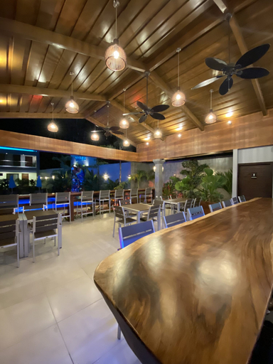 Food & Drinks 5, Hotel Naoz, Aguirre