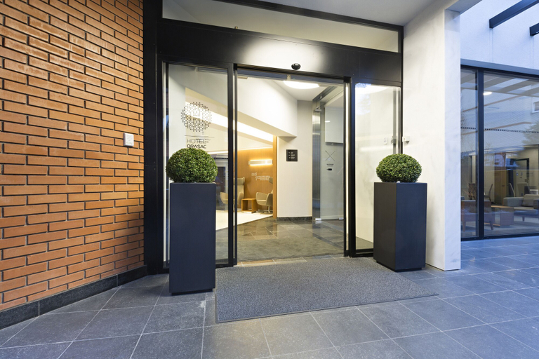 Exterior & Views 2, Orasac Garni, Belgrade