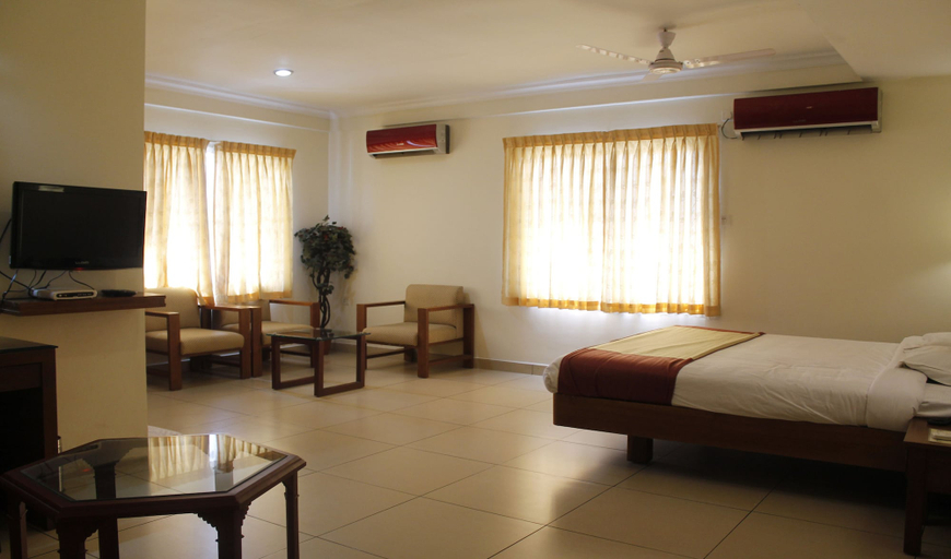 Bedroom 4, Hotel Aiswarya, Ernakulam