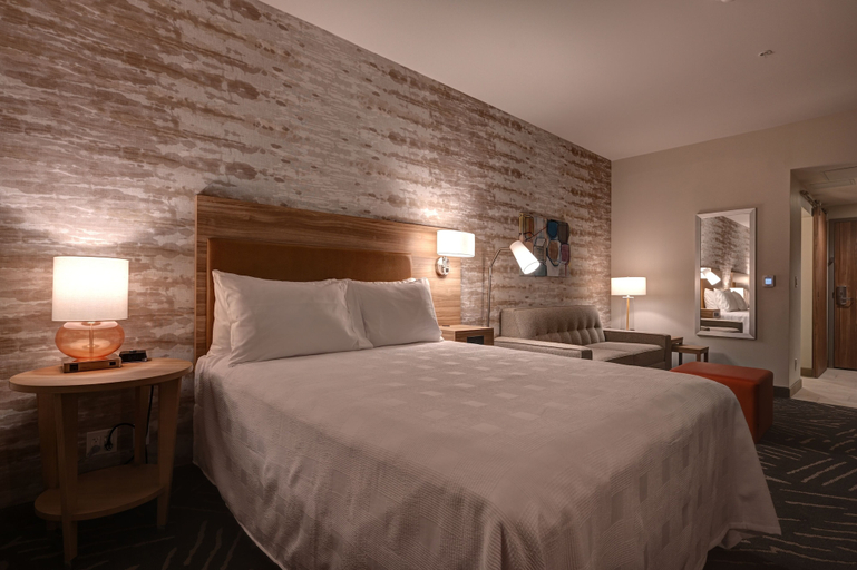 Bedroom 3, Home2Suites by Hilton Anaheim Resort, Orange
