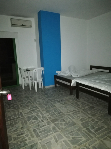 Bedroom 2, La Luna Chalets, Jubail