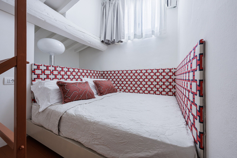 Bedroom 2, Santa Croce Palace by Mmega, Florence