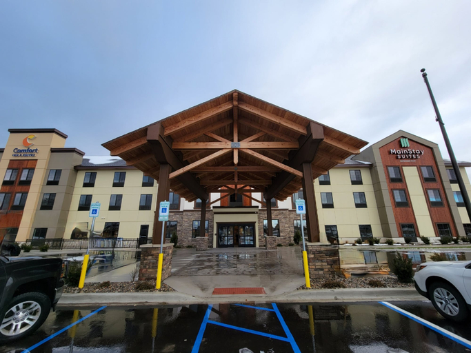 Exterior & Views 2, MainStay Suites Gaylord, Otsego