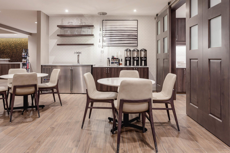 Food & Drinks 5, Residence Inn by Marriott Loma Linda Redlands, San Bernardino