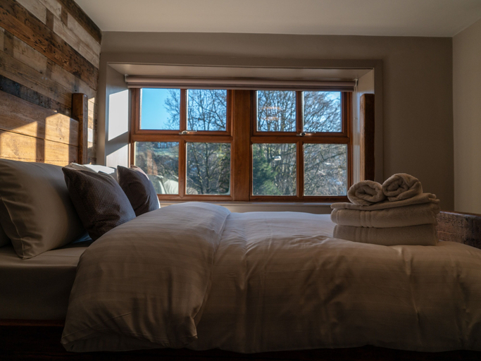 Bedroom 3, The Milestone Ripponden, Calderdale