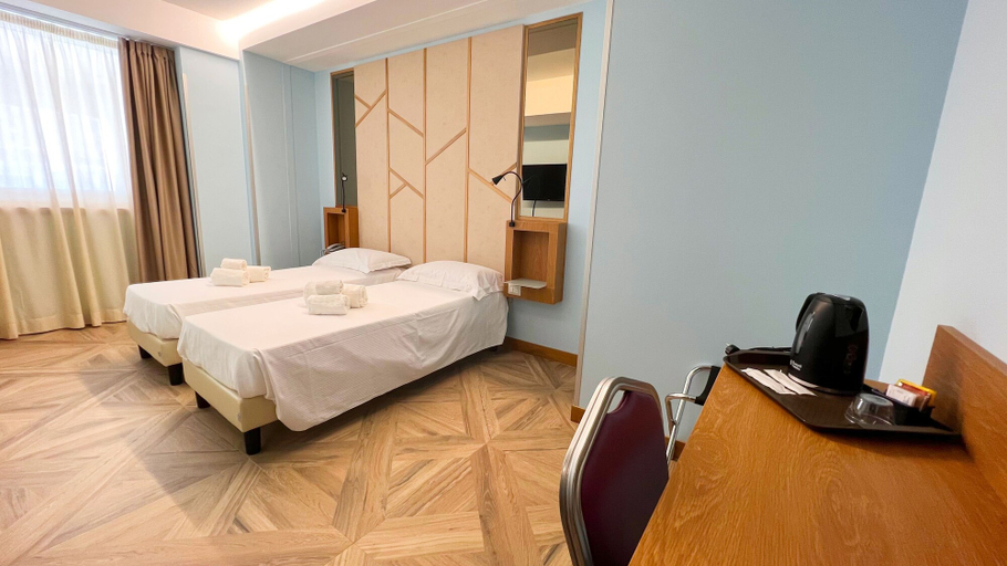 Bedroom 3, Catania Sea Palace Hotel, Catania