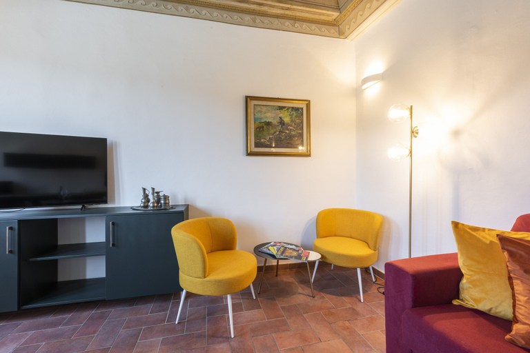 Others 4, Santa Croce Palace by Mmega, Florence