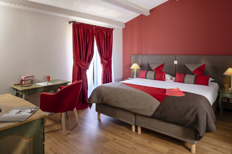Bedroom 3, Le Château de Taulane, Var