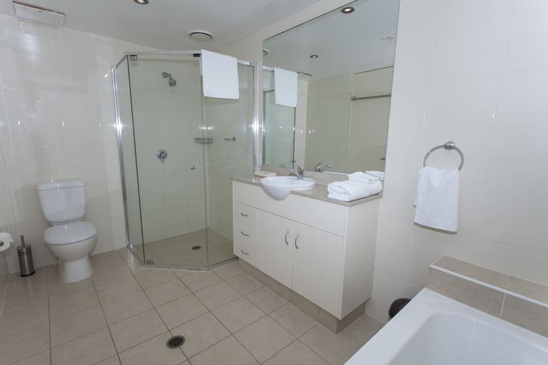 Bathroom 5, Brighton on Broadwater Shores, Gold Coast