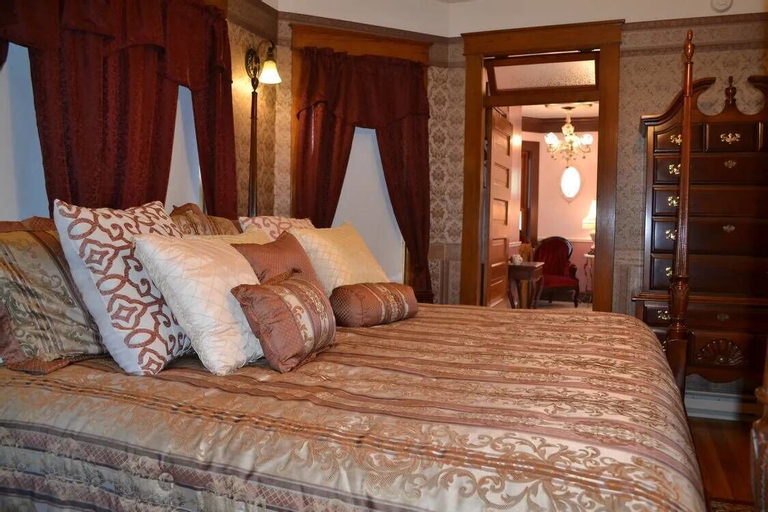Bedroom 2, The Conner House B&B, Randolph
